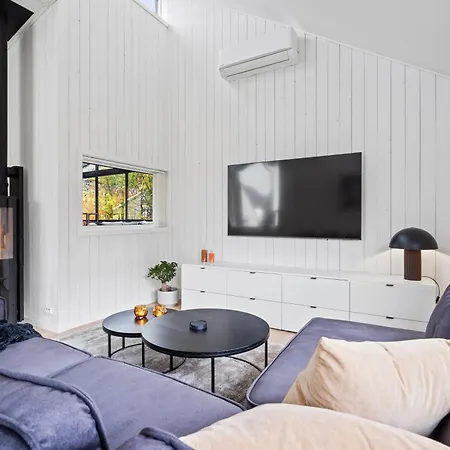 Stylish Townhouse - Cozy Winter Garden & Fireplace Тромсё